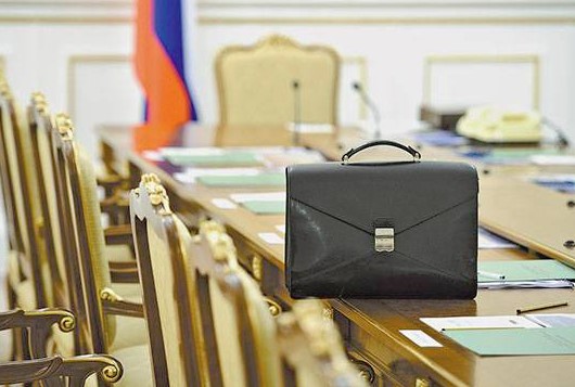 Вы заметили, что в России снова массово увольняют губернаторов